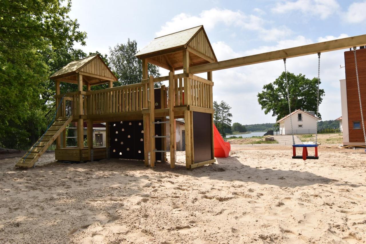 Feriendomizil im Luftkurort - Ferienhaus-Sauna-See-Hund Krakow am See Exterior foto